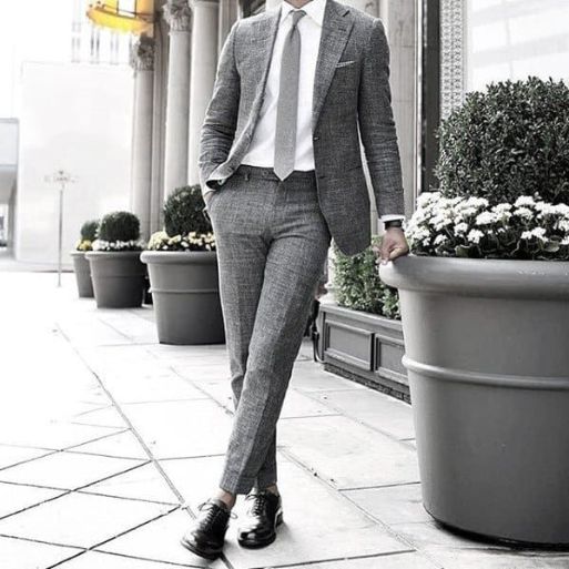 What Color Shoes with Grey Suit: Men's Complete Fashion Guide