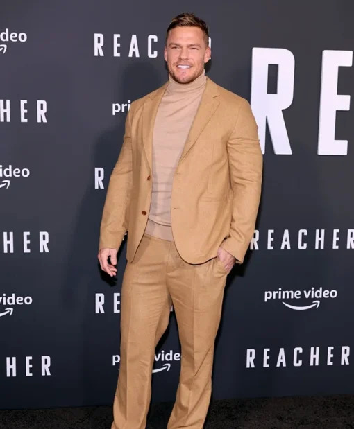 Reacher S01 Jack Reacher Brown Blazer left